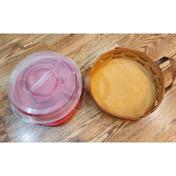 Vintage Peterboro Entertainment Basket with Handles, Chip & Dip Tray - Picture 4 of 12